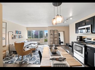 1717 SW Park Ave #1-0702, Portland, OR 97201