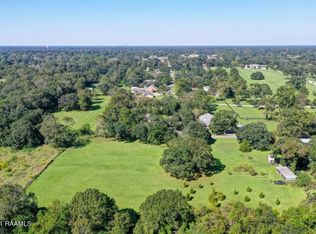 328 Acorn Dr, Lafayette, LA 70507