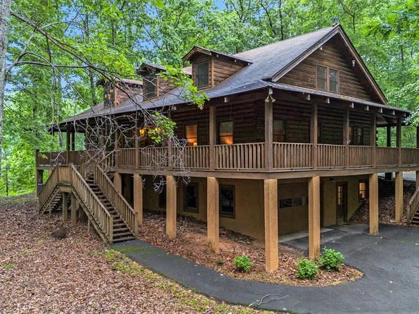 1954 Britt Dr, Snellville, GA 30078