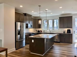 5020 Oakmoore Dr, Rockville, MD 20852