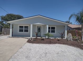830 E 18th Ave, New Smyrna Beach, FL 32169