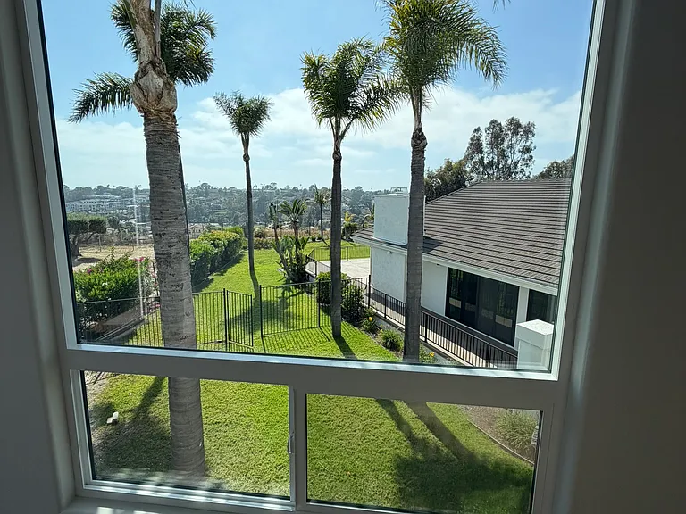 683 Marine View Ave #2 — Photo 3