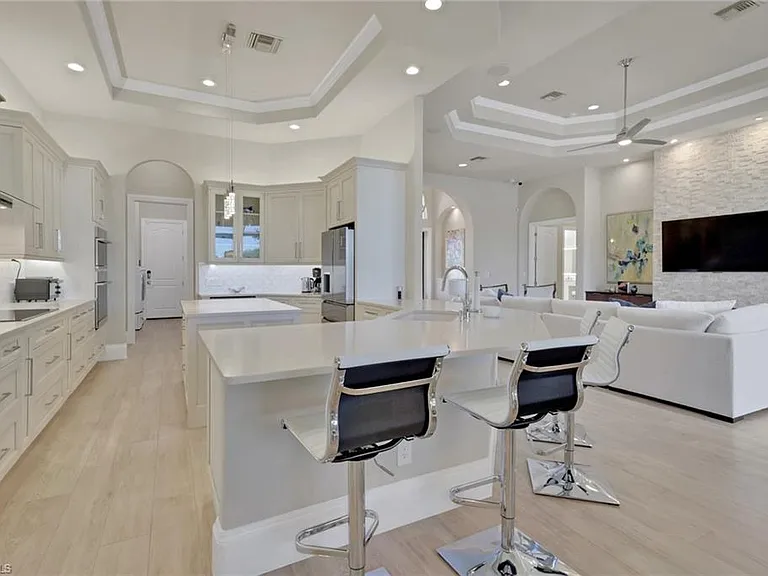 18530 Cypress Haven Dr — Photo 6