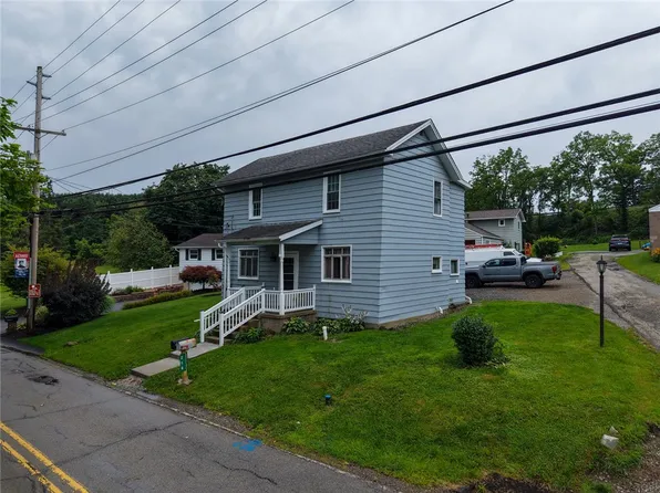 214 Freeport St, Delmont, PA 15626