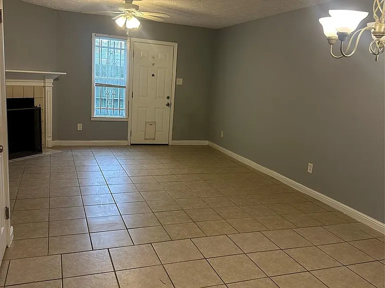 8636 Village Of Fondren Dr #8636 — Photo 17