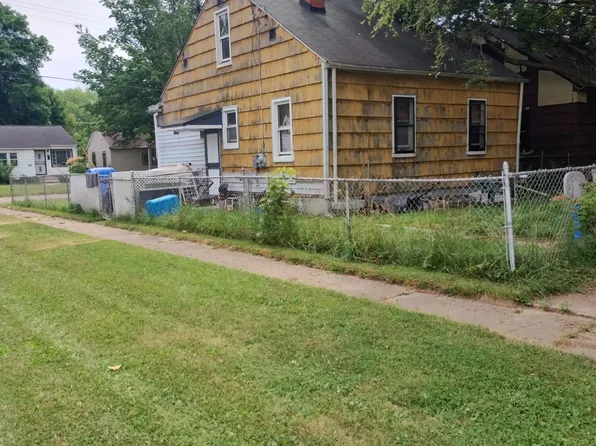 3621 Winona St, Flint, MI 48504