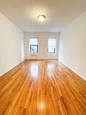 Rented by Urban Real Estate Inc | media 1