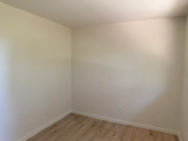 15077 Adams Dr — Photo 22