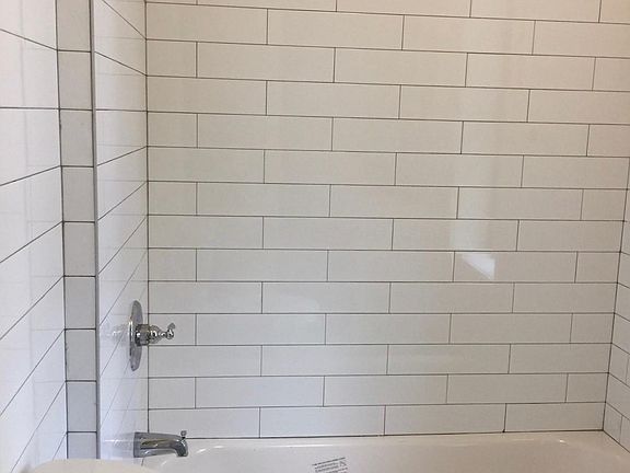 5th image of 165 Washington St #1
