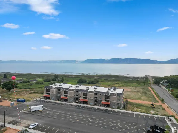 35 E 150 S #202B, Garden City, UT 84028