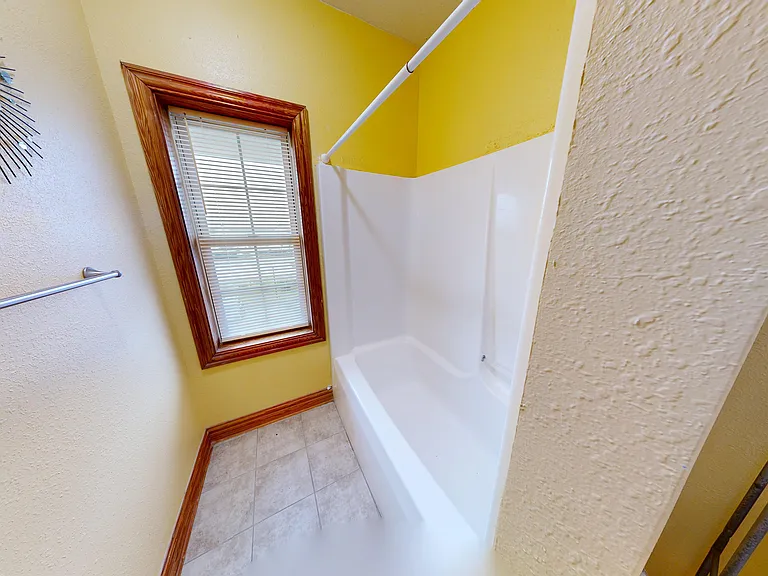 5205 S Croatan Hwy #7 — Photo 6