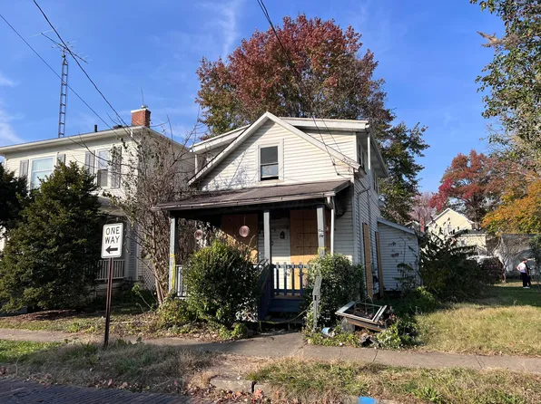 113 1/2 E Hamtramck St, Mount Vernon, OH 43050