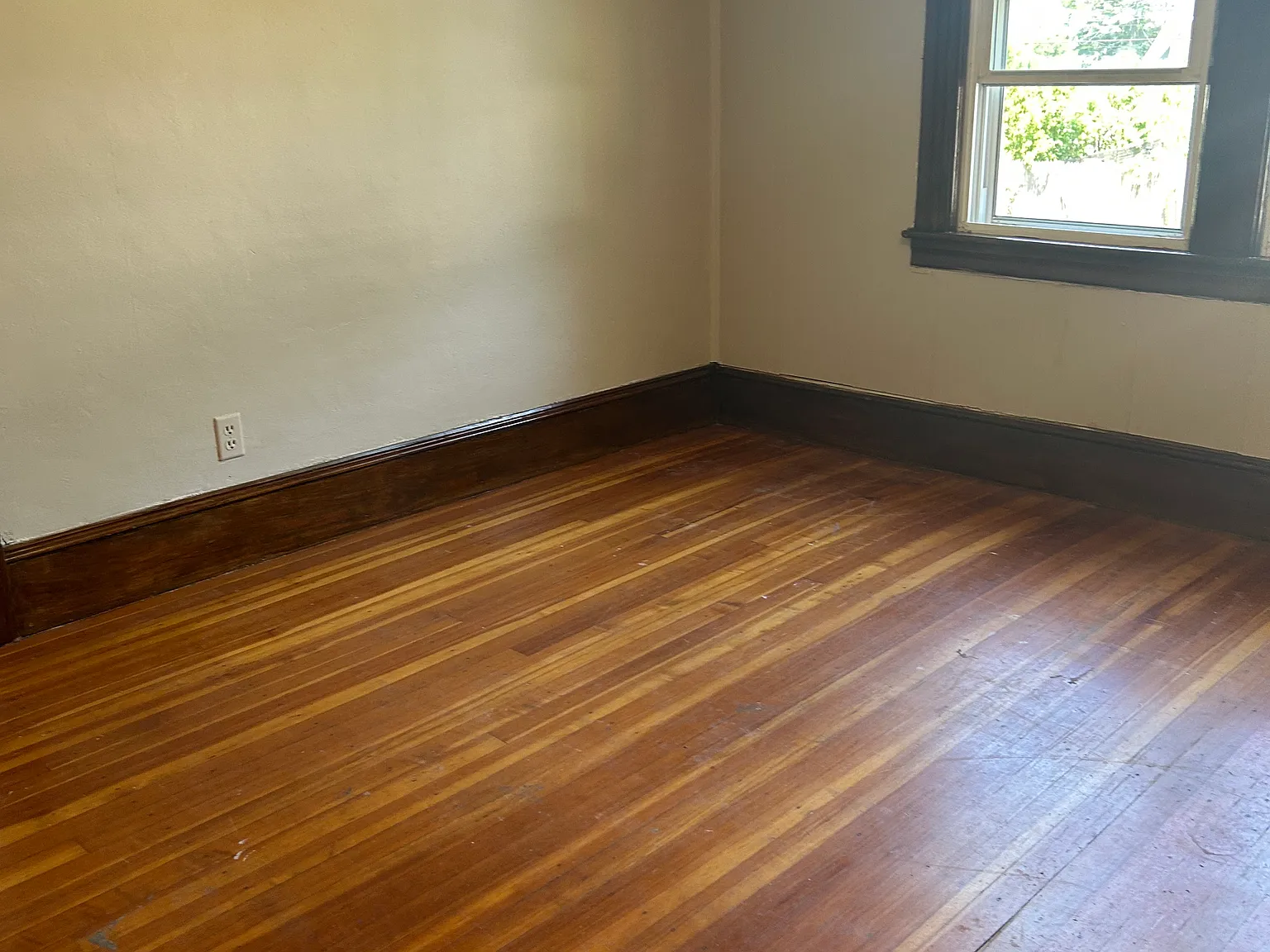 1 bed, 576 sqft, $1,200 — Photo 4