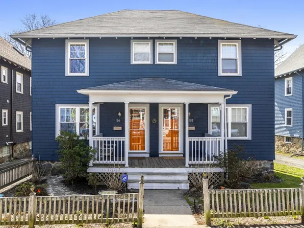 126 Tyndale St #126, Roslindale, MA 02131