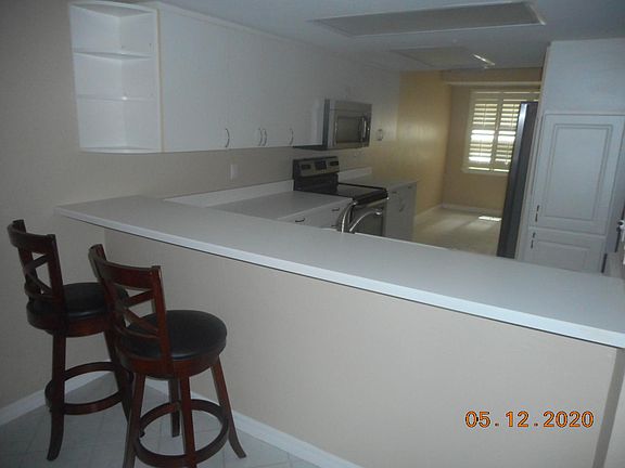 4th image of 4 Oceans West Blvd APT 507A