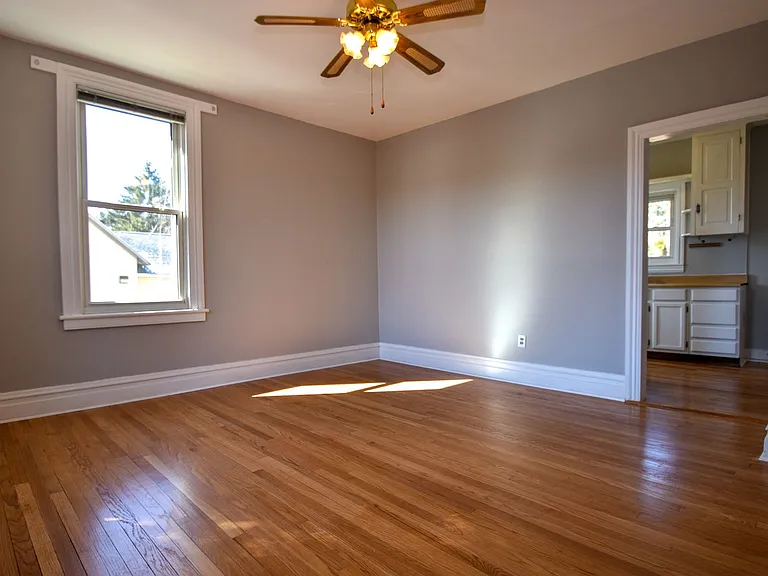 414 Cherokee St — Photo 4