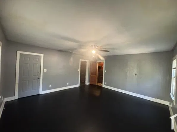 3515 Log Cabin Dr, Macon, GA 31204
