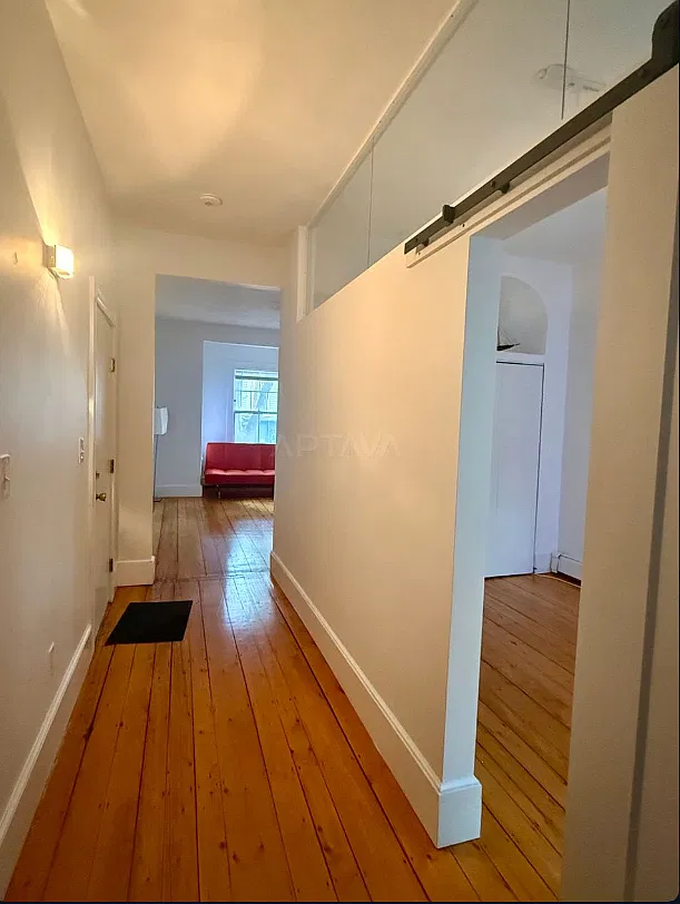 2 bed, $3,500 — Photo 2
