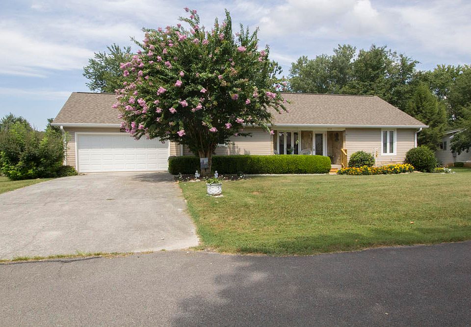 1st image of 3519 Saint Andrews Dr