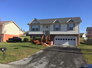 218 New Hope Rd, Jonesborough, TN 37659