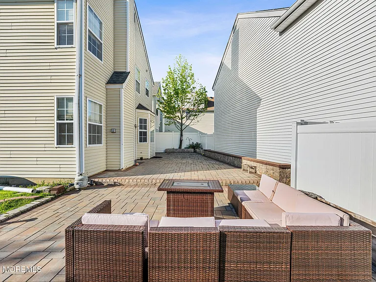 41 Tall Oaks Ct — Photo 47