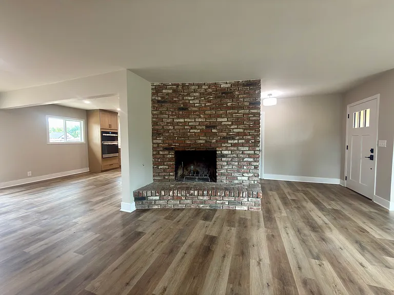 831 Monticello Dr — Photo 13