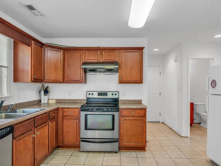 305 Foster Creek Rd — Photo 19