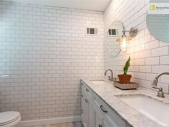 5th image of 10007 Oakridge Dr