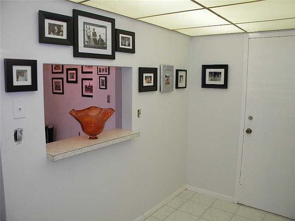 5th image of 1470 NE 125th Ter APT 402