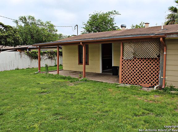 5th image of 439 Saipan Pl