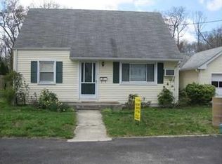 45 Brookwood Rd, Spotswood, NJ 08884