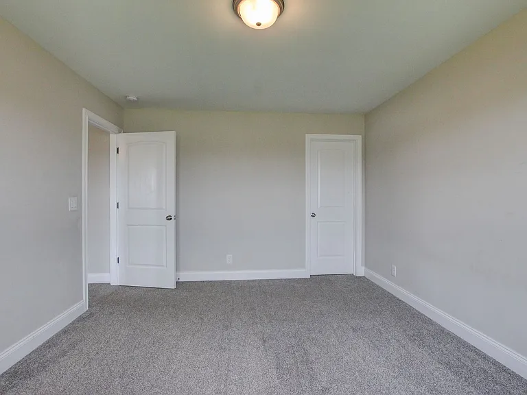 230 Cotoneaster Ln — Photo 49