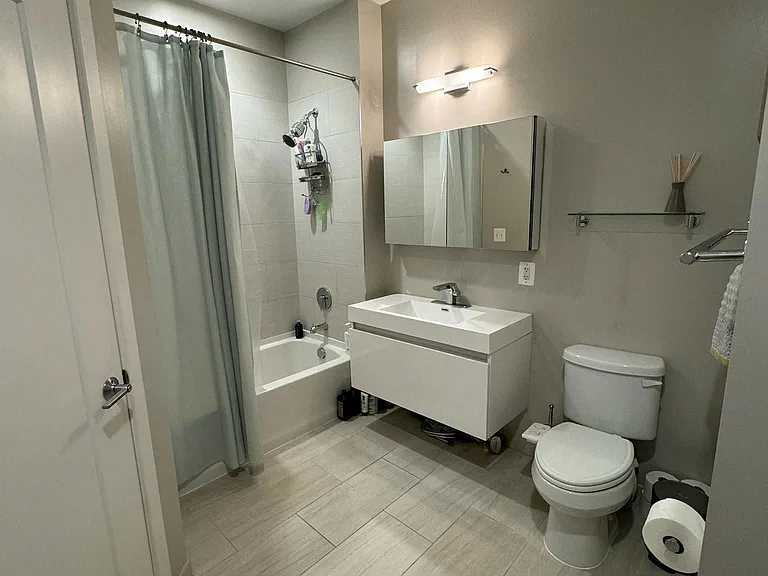 989 S Buchanan St #215 — Photo 8