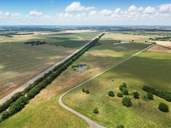 6512 County Road 1050, Celeste, TX 75423