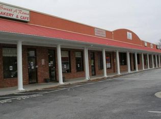 136 C S Floyd Rd, Loganville, GA 30052