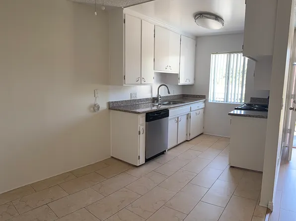 1709 E Glenoaks Blvd #10, Glendale, CA 91206