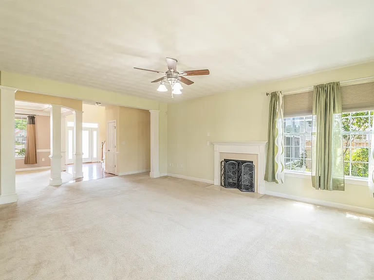 3212 Hearring Way — Photo 8