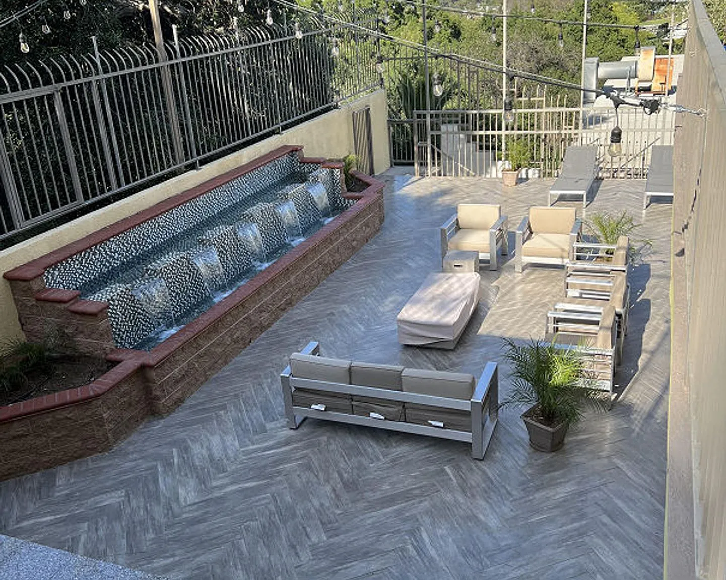 Acre Heights Apartments — Photo 4