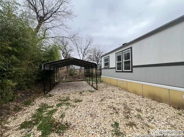 117 Royal, Taylor, TX 76574