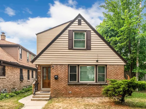4631 W Keefe AVENUE, Milwaukee, WI 53216
