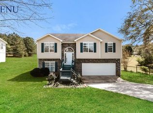 1014 Riverclift Dr, Covington, GA 30016