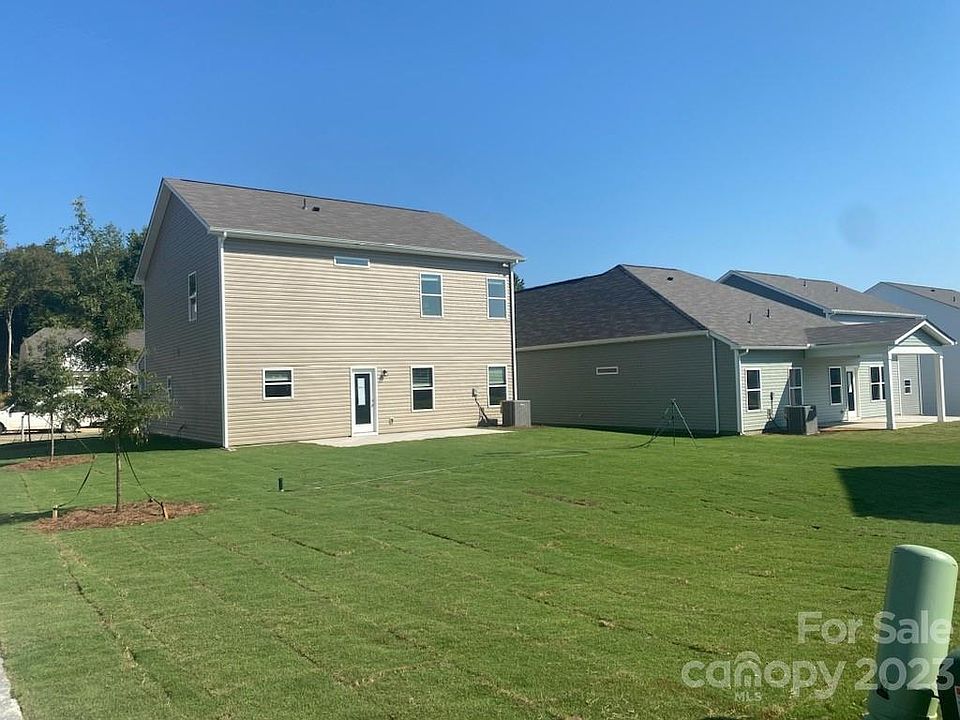 2nd image of 6059 Gala Ln