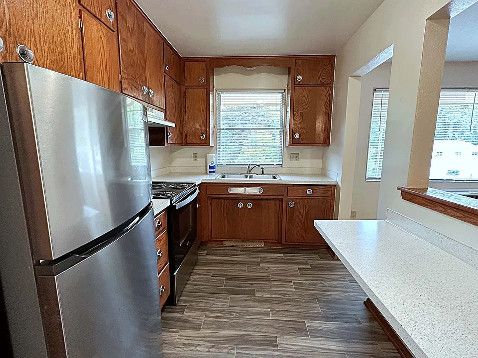Mast Apartments