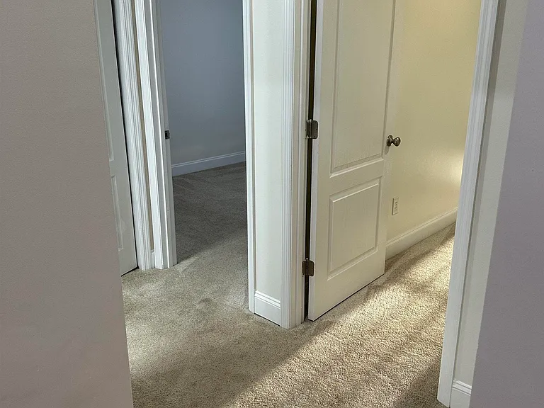228 Tanner Point Dr — Photo 12