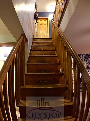 Rented by City Stop Realty | media 11