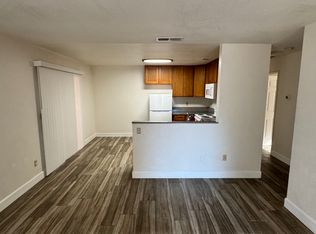 813 Q St, Rio Linda, CA 95673