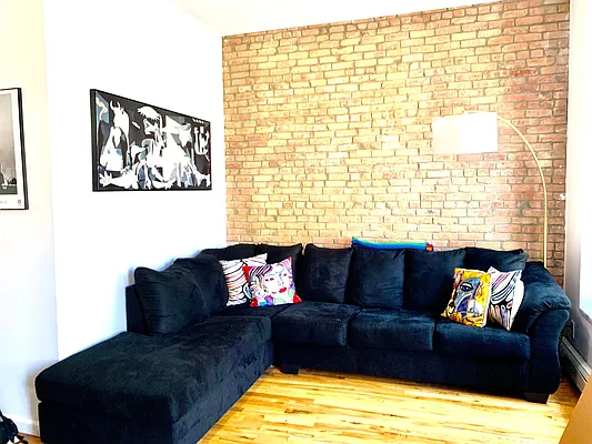 Rented by Nest Seekers International | media 11