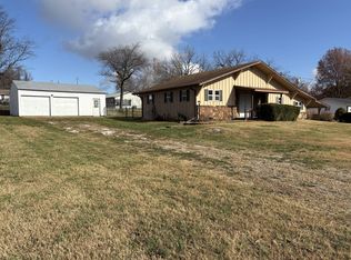 316 W Highway Dd, Miller, MO 65707