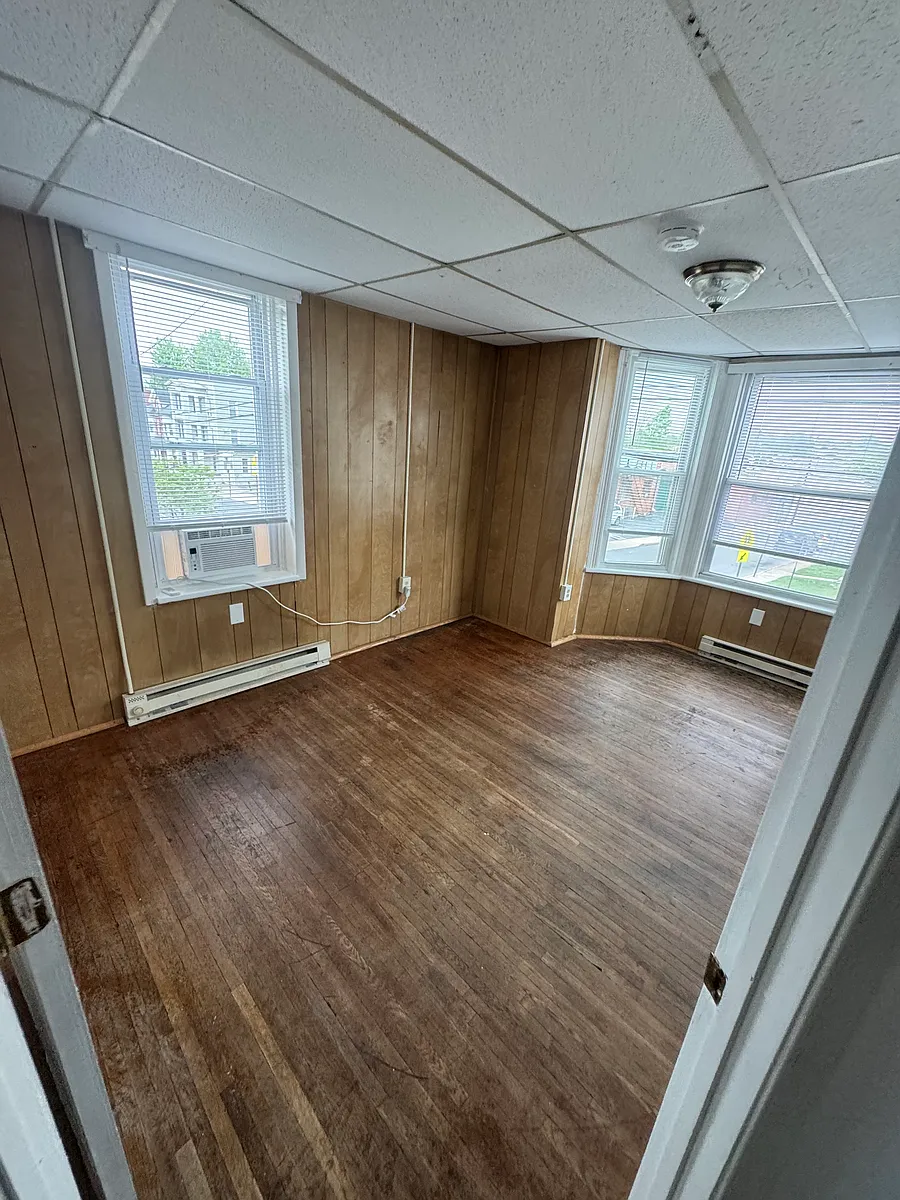 Building Photo - 346 S Potomac St #3