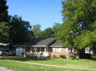 101 S Osage St, Girard, KS 66743
